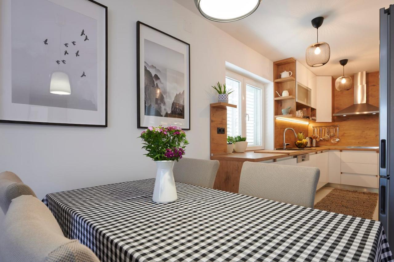 Apartman Miro - Center Of Trogir Exterior photo