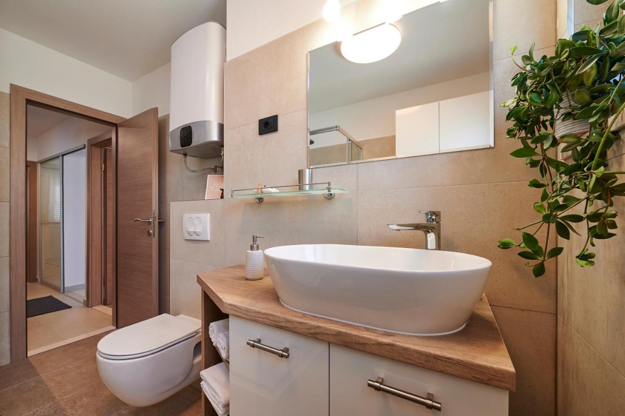 Apartman Miro - Center Of Trogir Exterior photo
